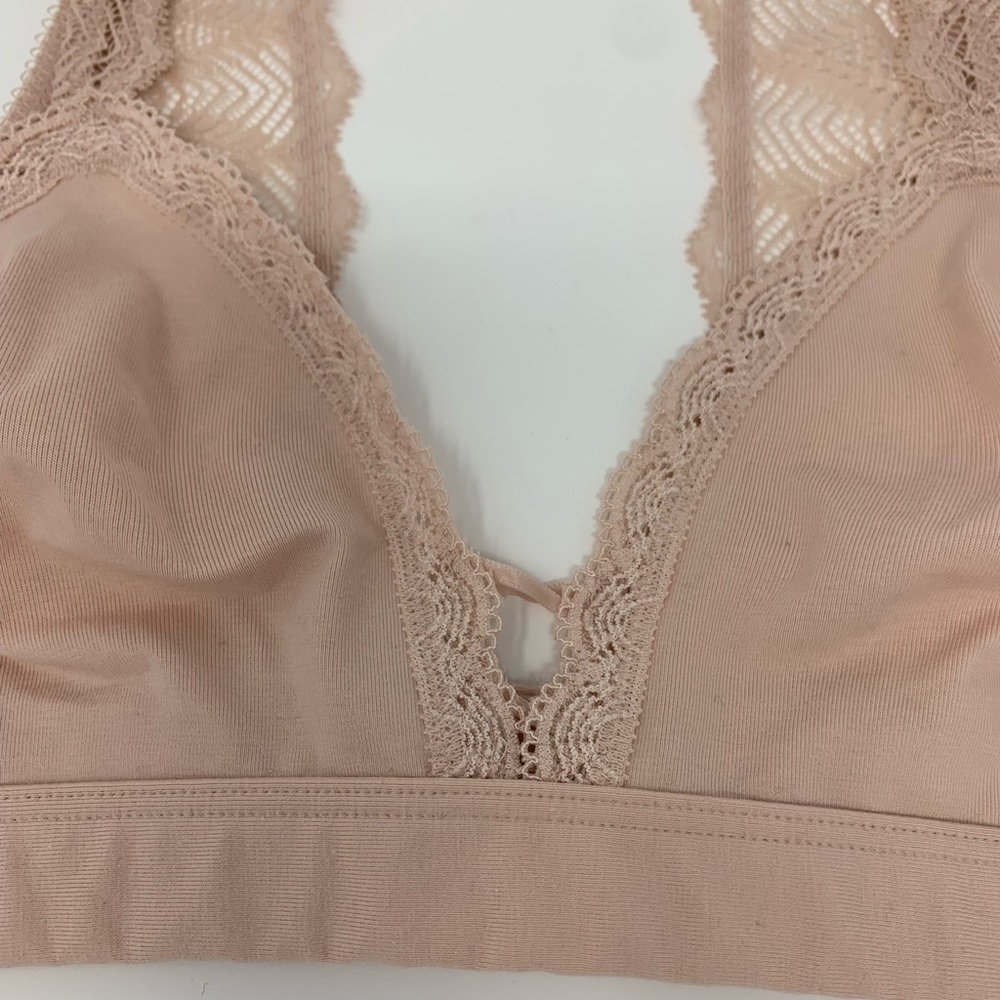 Innocence Bralette B.TEMPT'D BY WACOAL NWOT - Picture 4 of 8